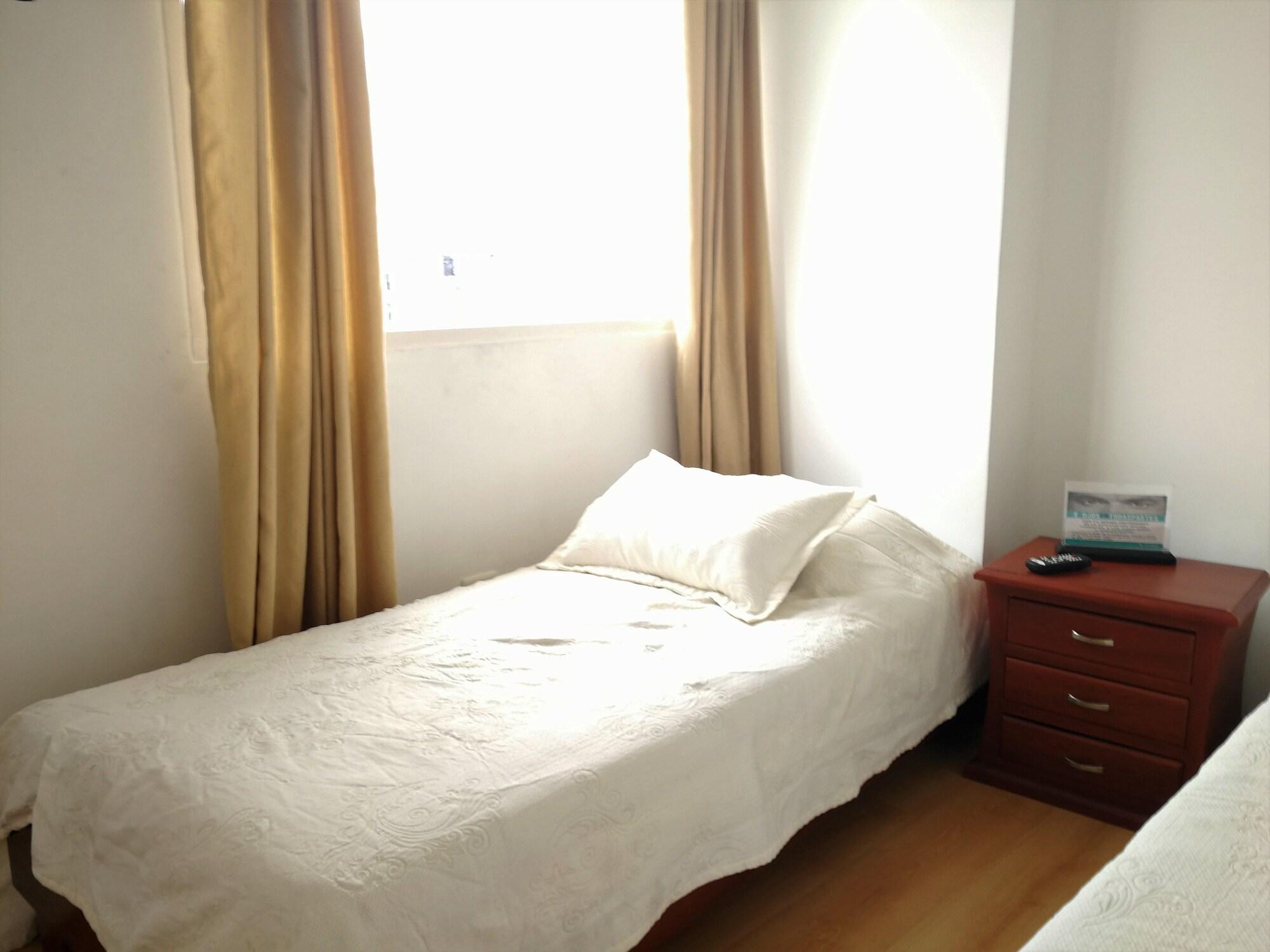 Hotel Alicante Bogotá Esterno foto