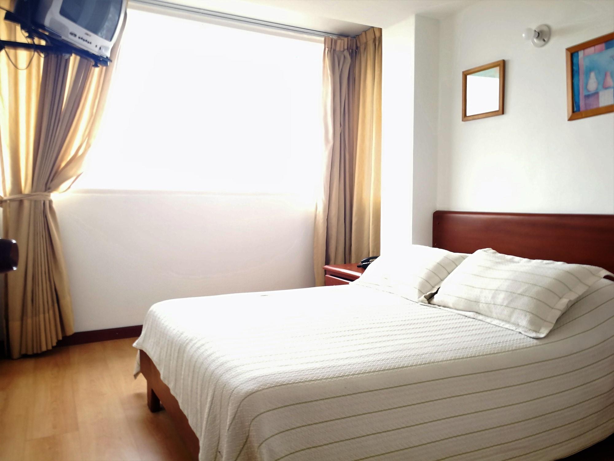 Hotel Alicante Bogotá Esterno foto