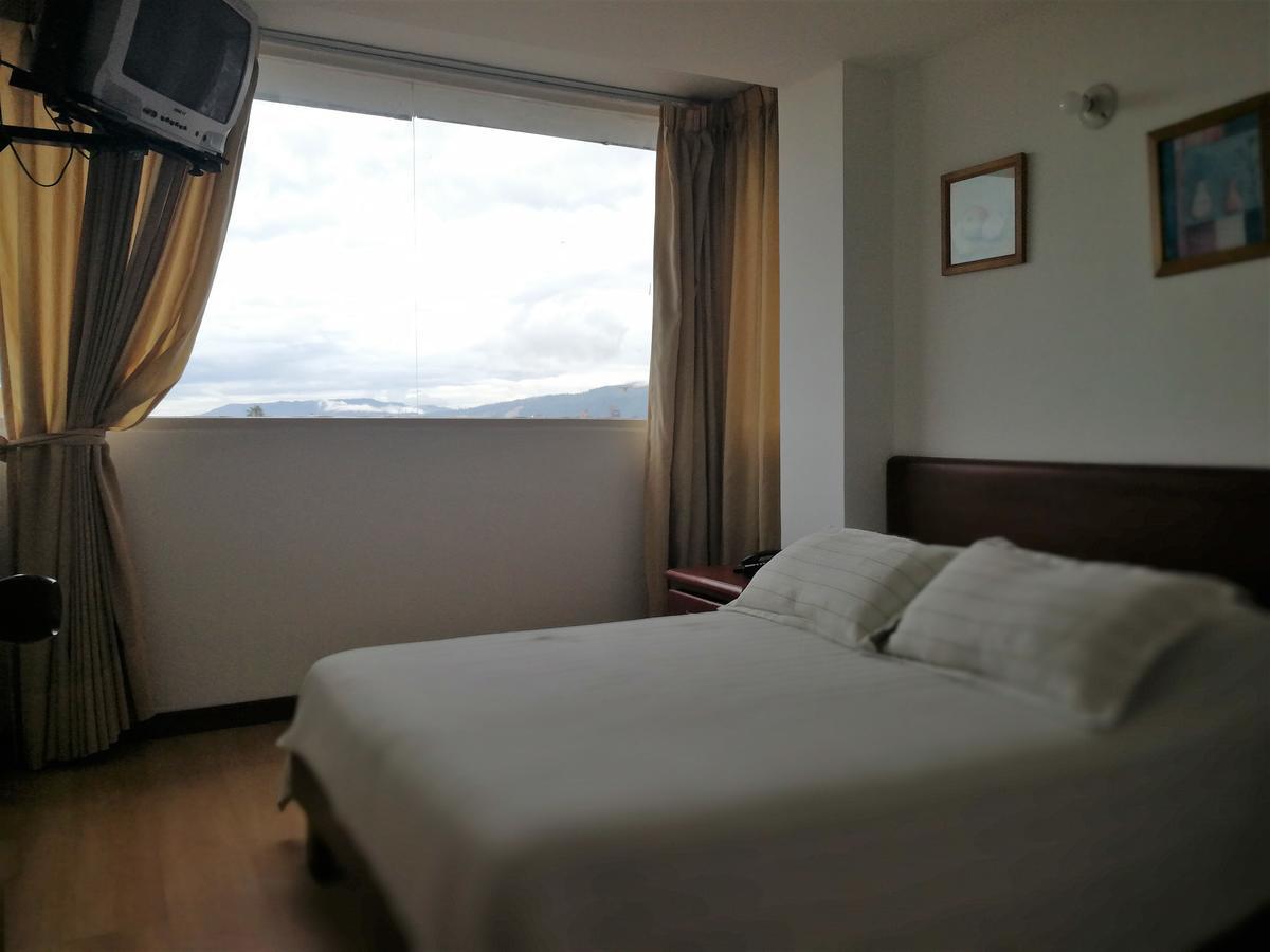 Hotel Alicante Bogotá Esterno foto