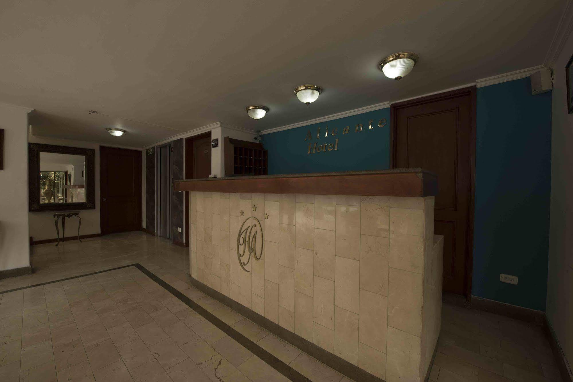 Hotel Alicante Bogotá Esterno foto