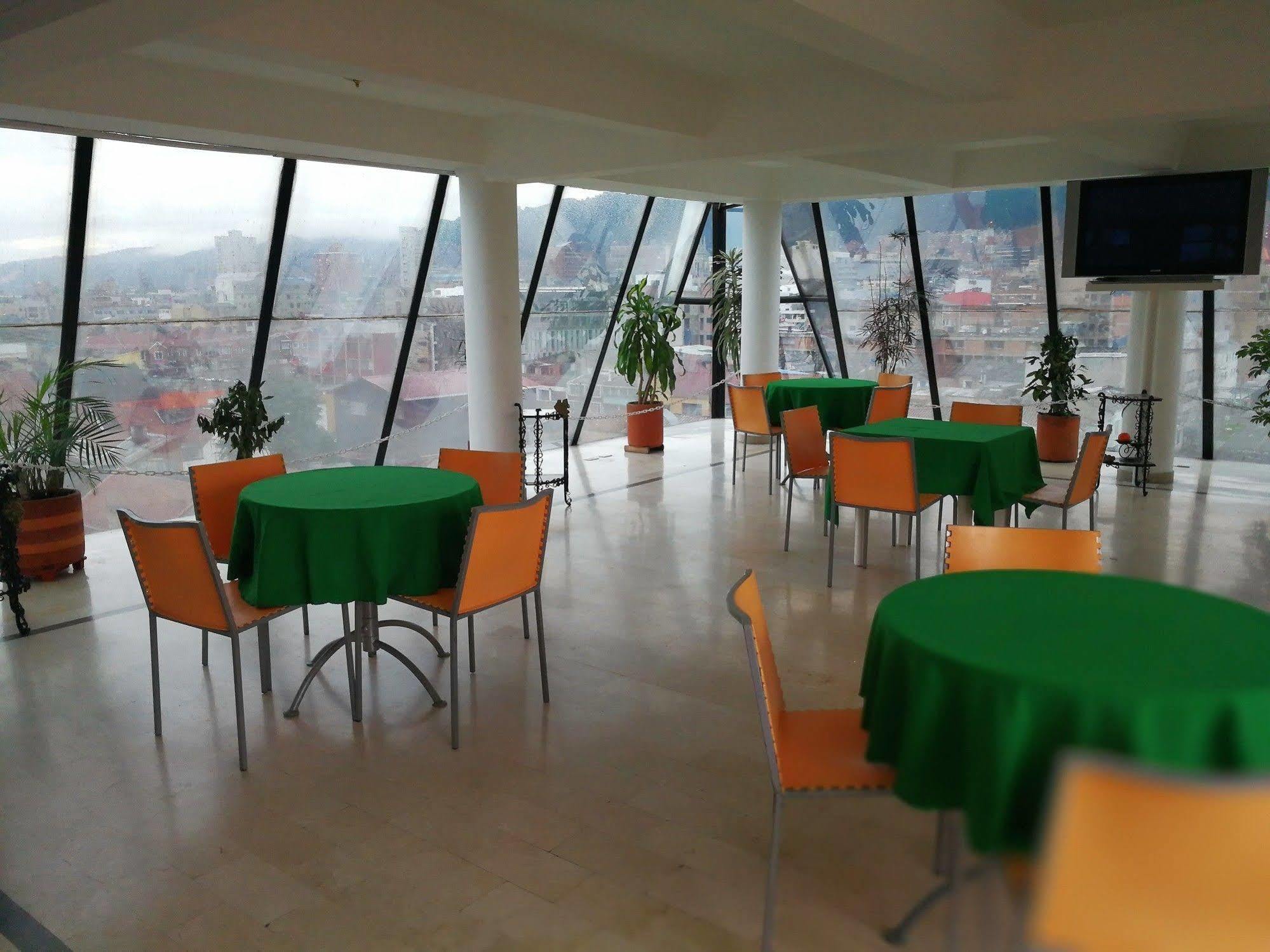 Hotel Alicante Bogotá Esterno foto