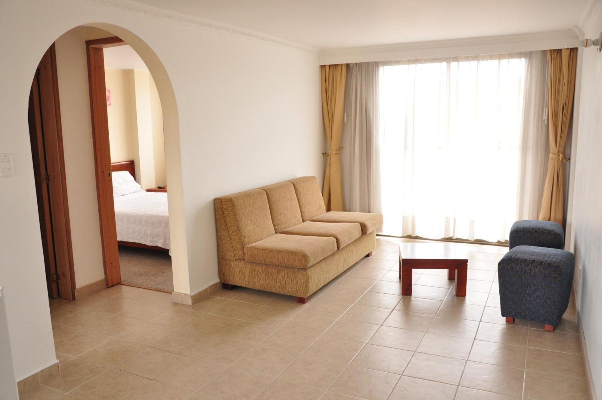 Hotel Alicante Bogotá Esterno foto